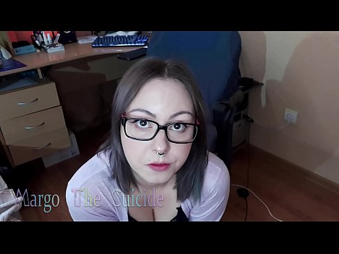 ❤️ Fata sexy cu ochelari suge adânc Dildo în fața camerei de filmat at porn ro.eviewporn.ru ❤